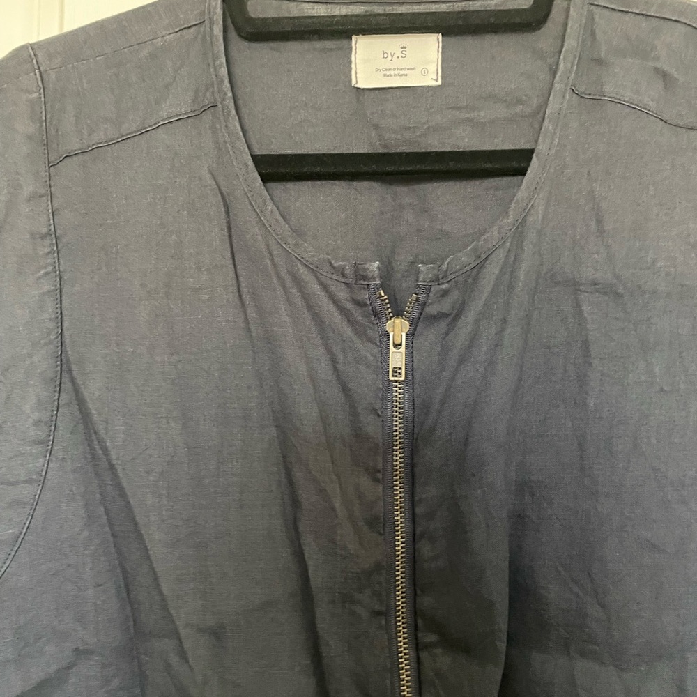 Linen vest - Picture 2 of 4